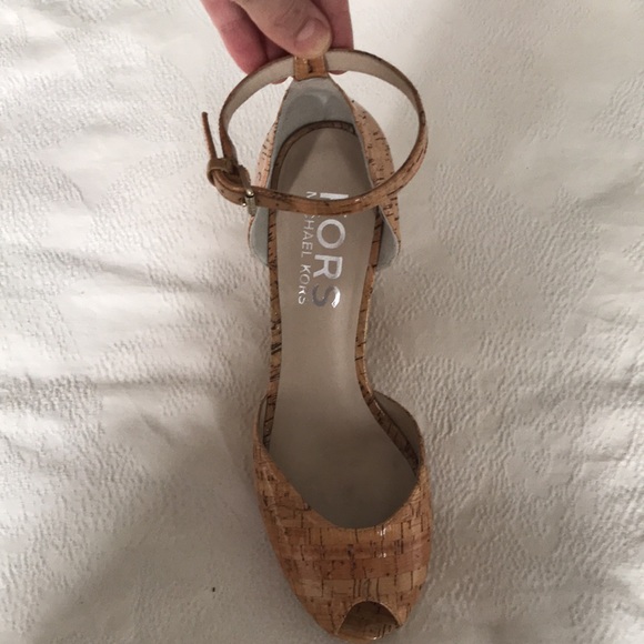 Kors Michael Kors Natural Cork Wedge - Picture 7 of 13